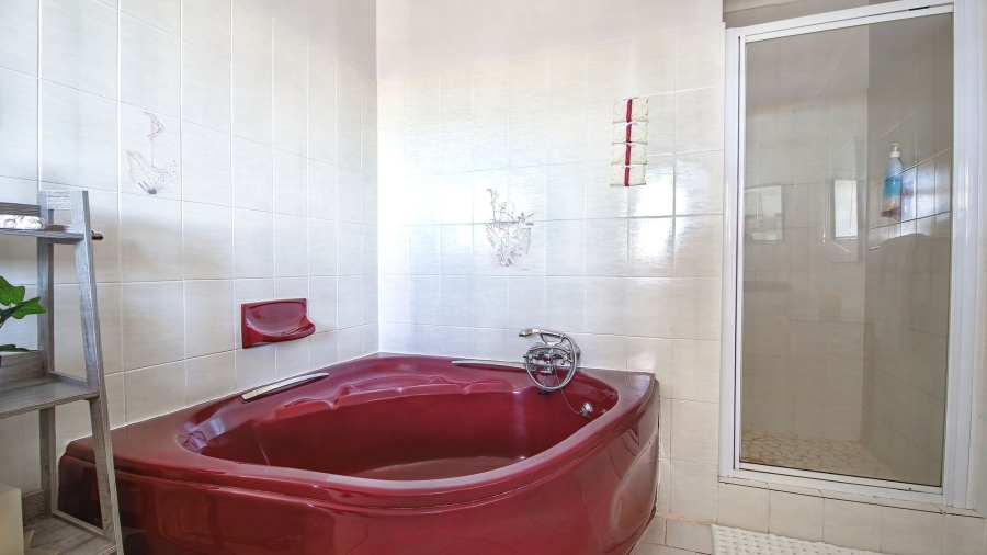 7 Bedroom Property for Sale in Vredenburg Western Cape